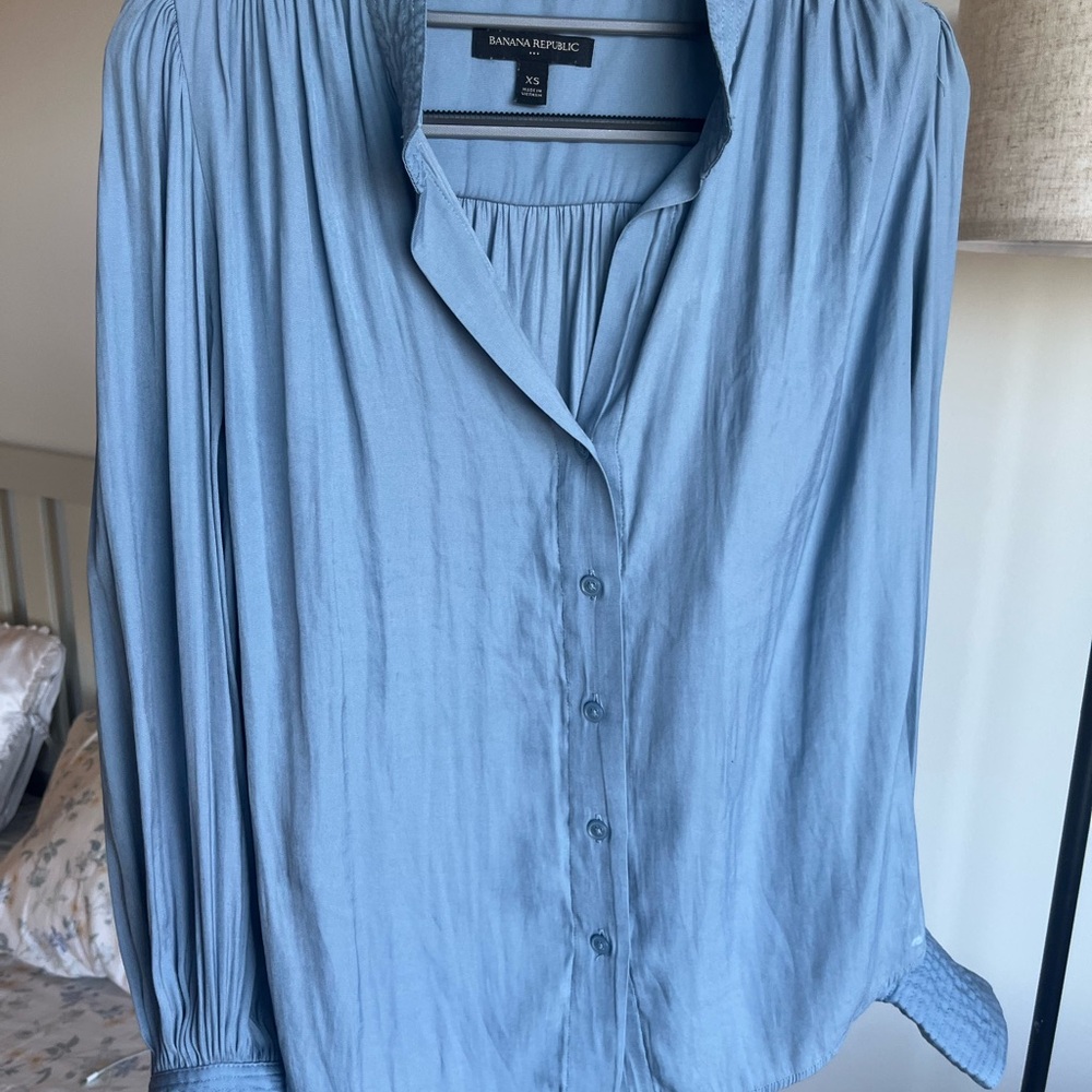 Banana Republic Women's Soft Blue Blouse